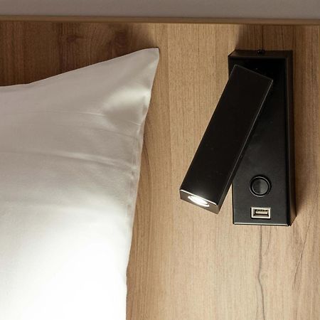 B&B Hotel Montlucon Centre Экстерьер фото