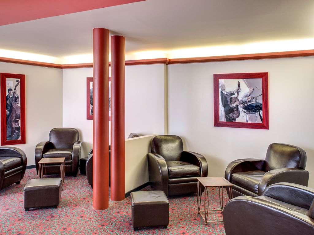 B&B Hotel Montlucon Centre Экстерьер фото