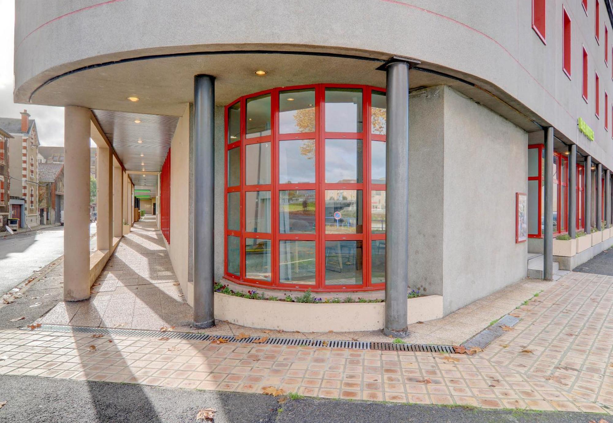 B&B Hotel Montlucon Centre Экстерьер фото