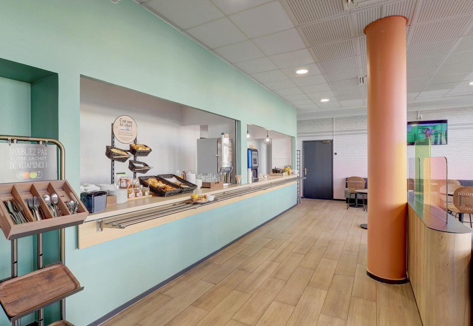 B&B Hotel Montlucon Centre Экстерьер фото