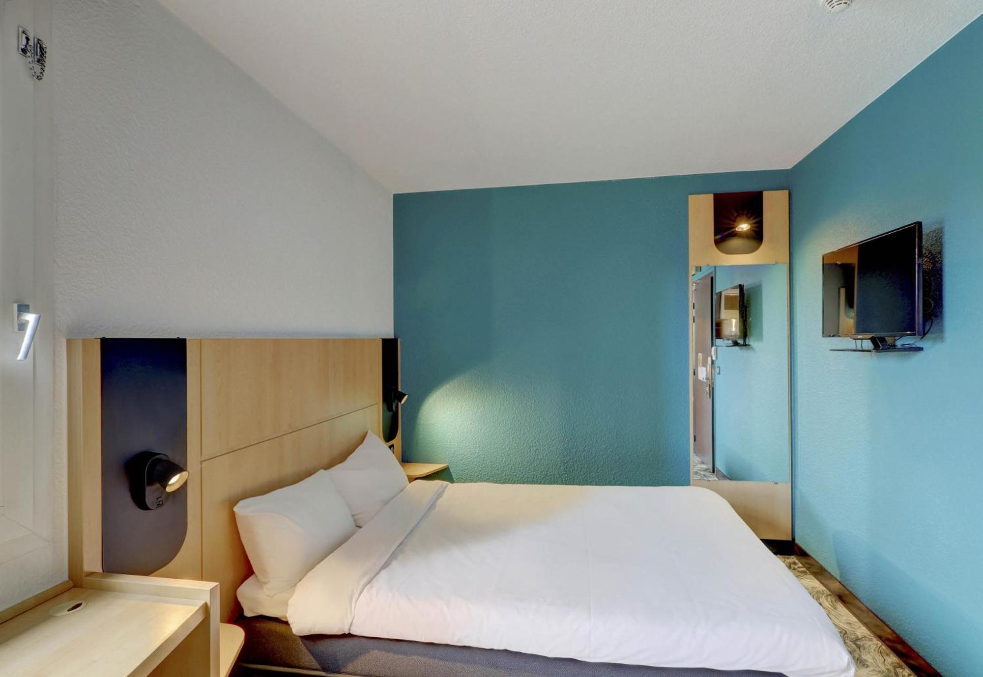 B&B Hotel Montlucon Centre Экстерьер фото